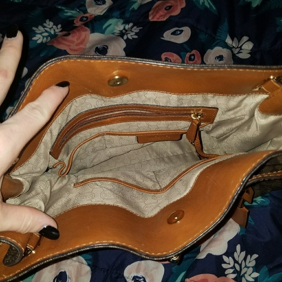 Large MK Hamilton - Picture 4 of 4